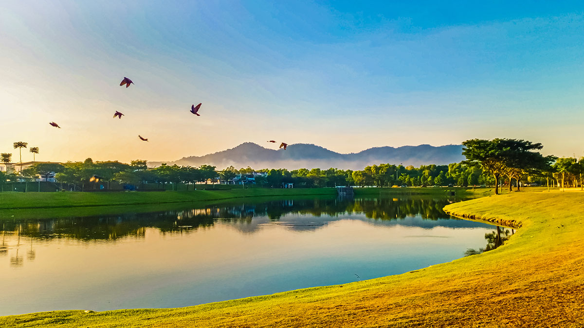 Sime Darby Property’s townships are surrounded by greenery, providing people with a space to relax away from the hustle and bustle of the city. [PHOTO BY: Kong Yoke Ling]